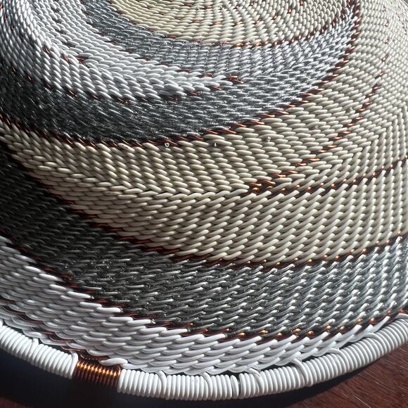 African Zulu Telephone Wire Basket Bowl Silver Copper Handwoven Decorative 8” - Picture 2 of 4
